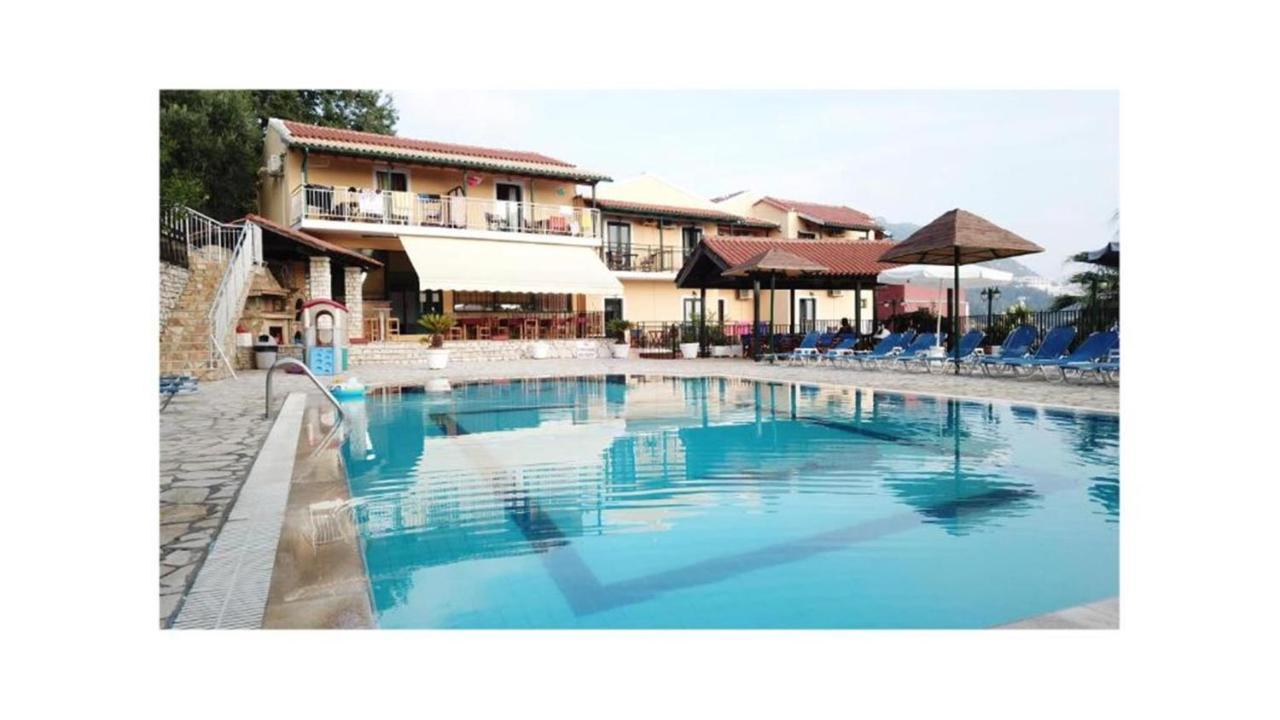 Corfu Hotel Apartments Benitses  Eksteriør bilde