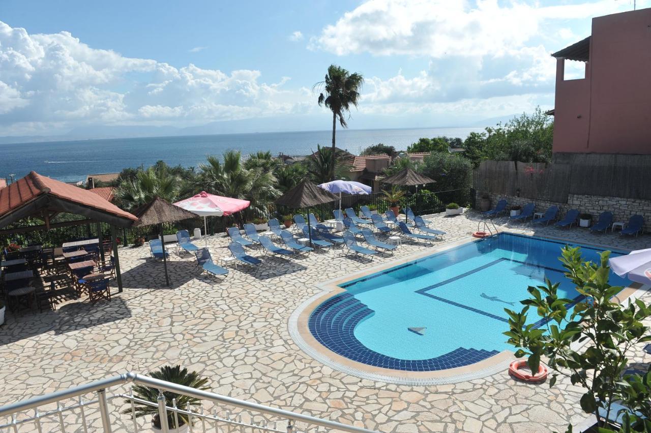 Corfu Hotel Apartments Benitses  Eksteriør bilde