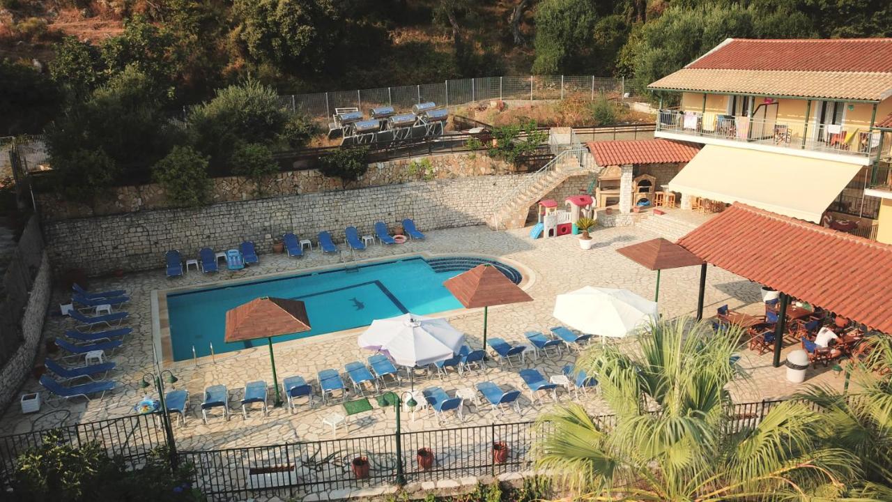 Corfu Hotel Apartments Benitses  Eksteriør bilde